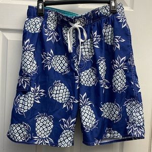 Original Brand Newport Blue Beachside Pineapple Design Swim Trunks Medi…